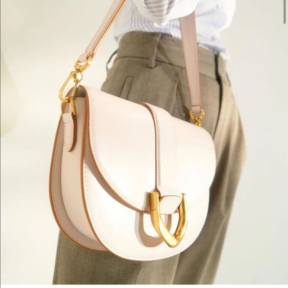Charles & Keith mini gabine saddle bag - Picture 3 of 7